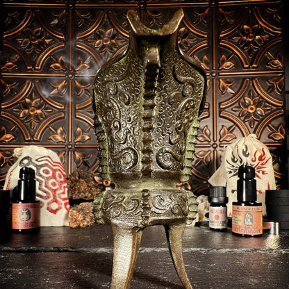 The Flamehorn – Ritual Vessel Set